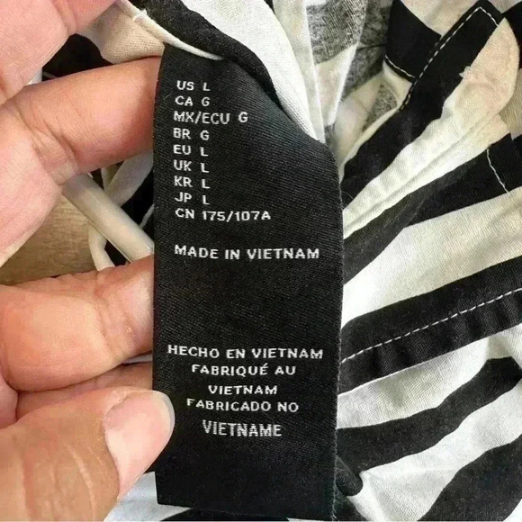 Disney X Forever 21 Mickey Mouse Shirt Slim Fit Stripe Long‎ Sleeve Large Mens - Picture 10 of 10